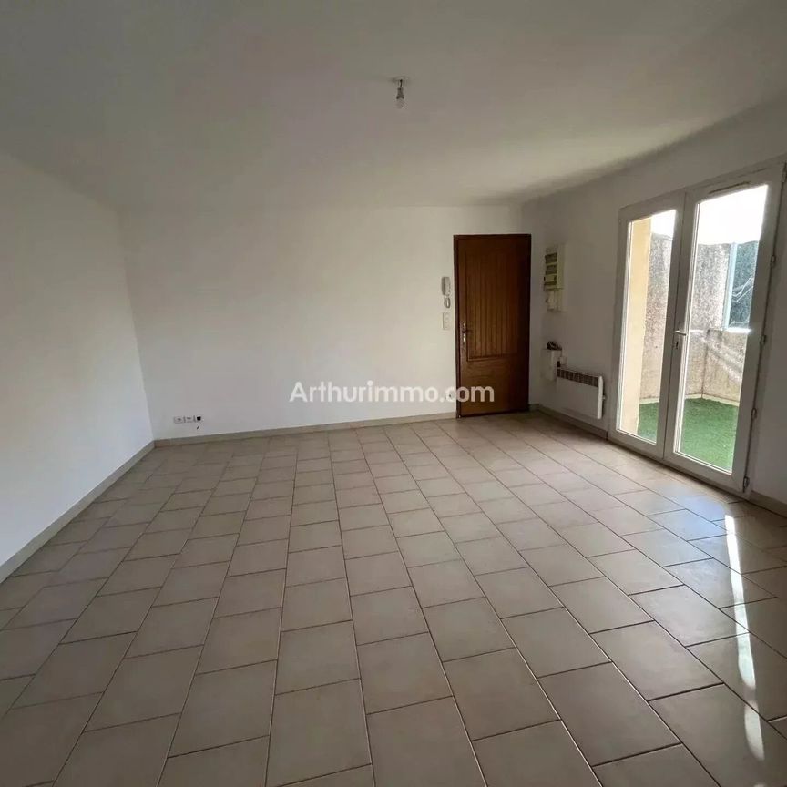 Location Appartement 4 pièces 74 m2 à Aubagne - Photo 1