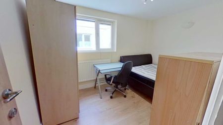 Price £895 pcm - Available Now - Furnished - Photo 5