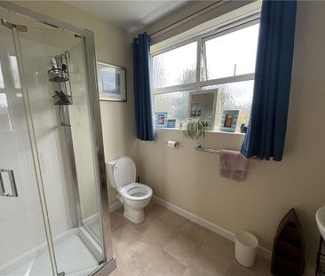 4 bedroom detached house to rent - Photo 3