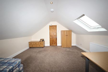 5 bedroom maisonette to rent - Photo 2