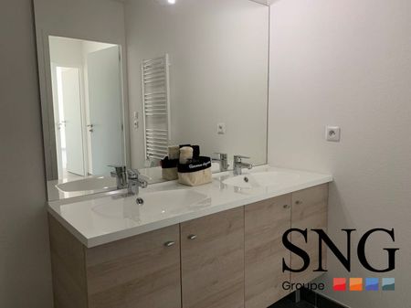 T3 AVEC 2 PARKINGS - Photo 4