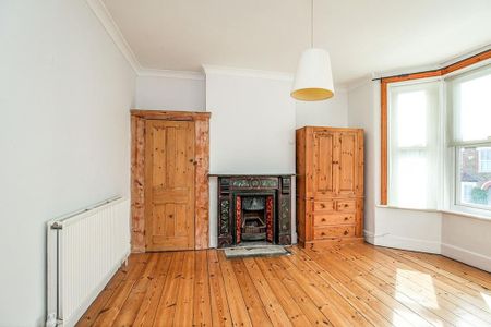 3 bedroom terraced house to rent - Photo 3