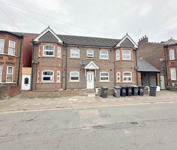 Studio Apartment - Photo 4