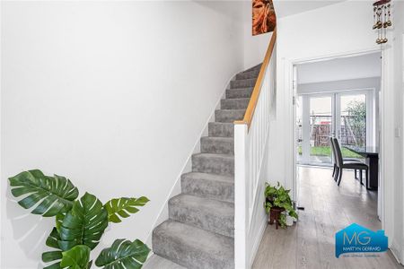 3 bedroom terraced house to rent - Photo 2