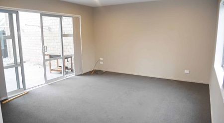 ADDINGTON - 4 BEDROOMS & 2 BATHROOMS - CITY TOWNHOUSE - Photo 4