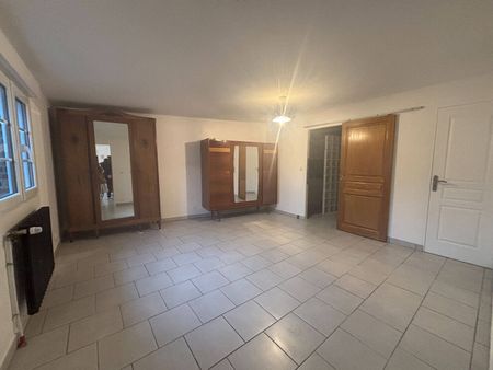 Location maison 4 pièces 137.89 m² à Bernay (27300) - Photo 3