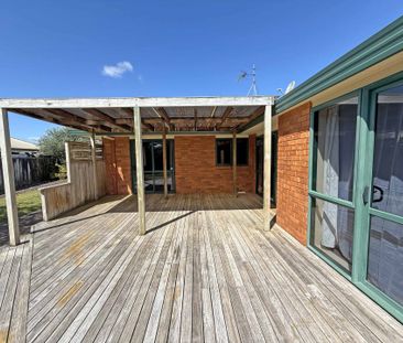 85 Sandwich Rd, 3204, St Andrews - Photo 3