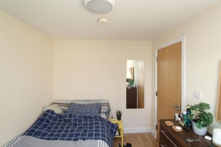 6 bedroom house to rent - Photo 5