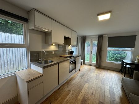 Woodhurst Road, Moseley, B13 - Photo 4