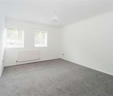 High Street, Iver, SL0 - Photo 4