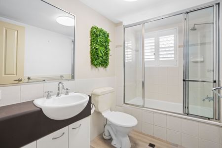 9/5 Whytecliffe Street, Albion QLD 4010 - House For Rent | Domain - Photo 5