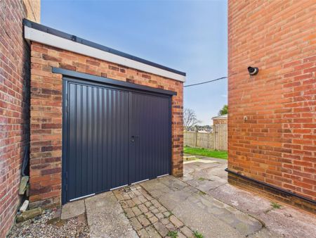 3 bedroom House to rent - Photo 5