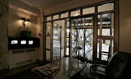 Appartement à louer - Montréal (Ville-Marie) (Mille Carré Doré) Appartement à louer - Montréal (Ville-Marie) (Mille Carré Doré) - Photo 2