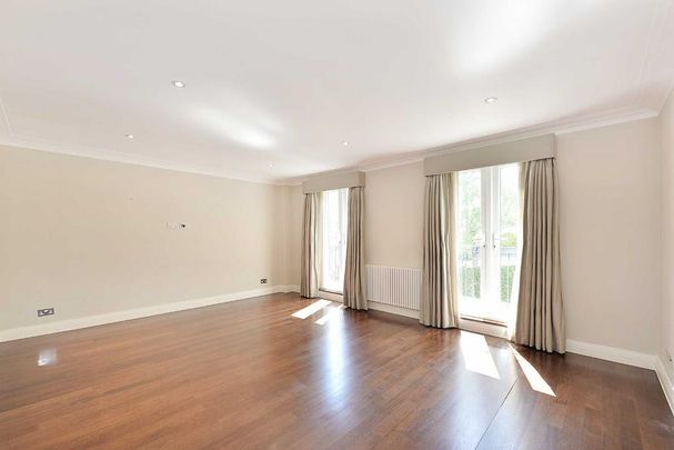 4 bedroom terraced house to rent - Photo 1