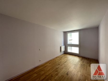 Appartement Nantes 3 pièce(s) 80.42 m2 - Photo 2