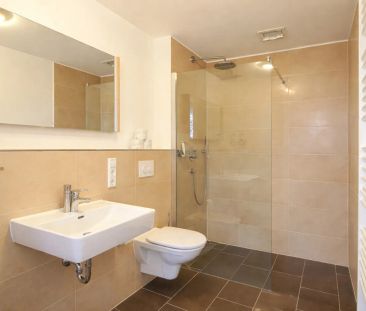 Hochwertige 2-Zimmer Erdgeschosswohnung mit Terrasse und Tiefgarage... - Foto 4