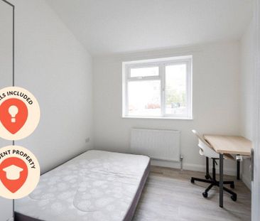 1 bedroom in a house share to rent - Photo 3