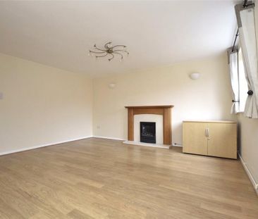 3 bedroom end of terrace house to rent - Photo 4
