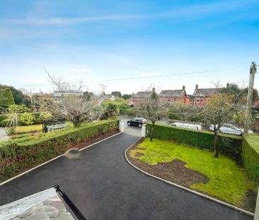 102 Hillsborough Road, Lisburn, BT28 1JU - Photo 4