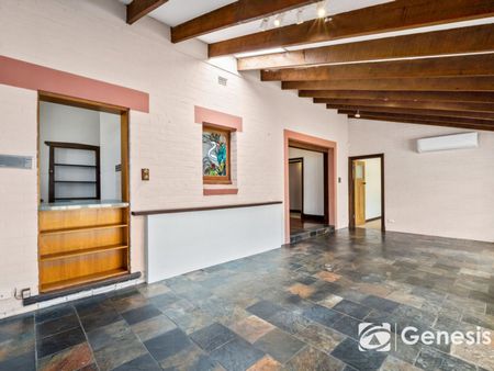 77 Alma Road - Stunning Character Home - Photo 4