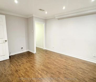 102 Orchard Hill Boulevard #lower - Photo 1