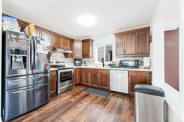 For Lease - 1737 Mickleborough Drive Unit# Upper, London North, Ontario - Photo 1