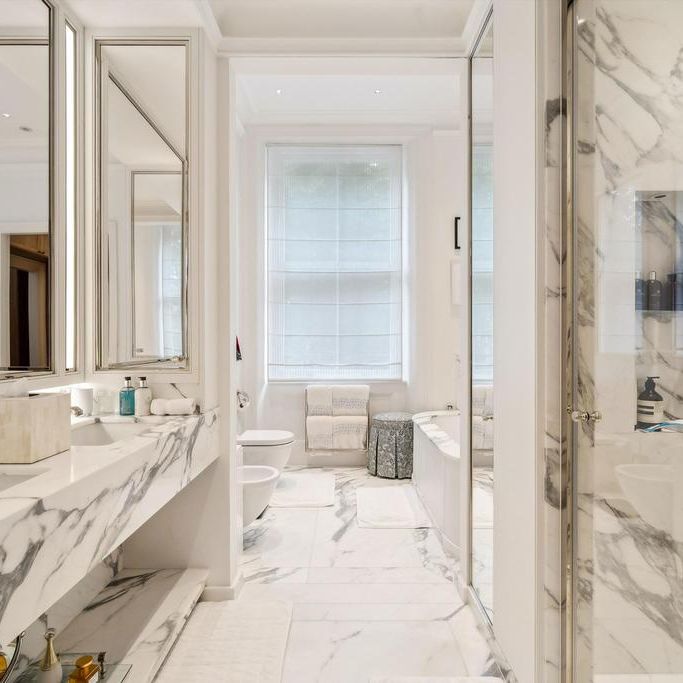 3 bedroom flat to rent - Photo 1