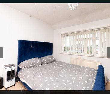 3 Bed Semi-Detached House, Birmingham, B43 - Photo 6