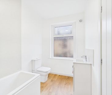 2 bedroom terraced house to rent - Photo 6