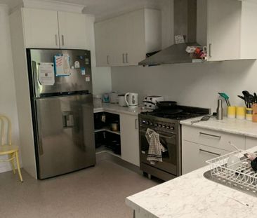 ROOM AVAILABLE! - Photo 6