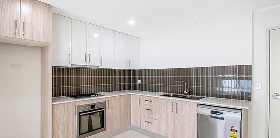 2 Bedroom Apartment in Handy Location!! - Photo 2