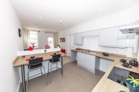 2 bedroom apartment to rent - Photo 4