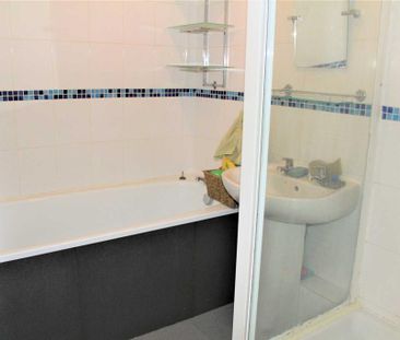 2 bedroom maisonette to rent - Photo 4