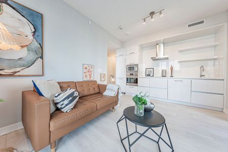 For Lease - 2221 Yonge Street Unit# 1302, Toronto, Ontario - Photo 5