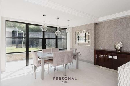 Beechfield, Banstead, SM7 - Photo 4