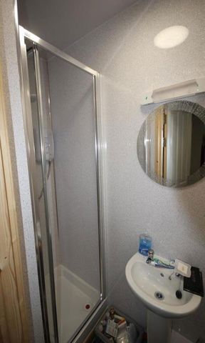 3 bedroom house share to rent - Photo 5