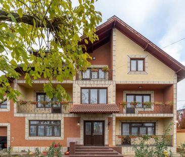 Casă spațioasă cu 8 camere - Pitești - 0% Comision - Photo 5
