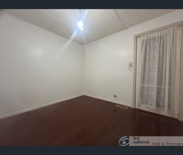 3/18 Allan Street, Noble Park, Vic 3174 - Photo 5