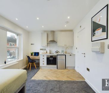 1 bedroom in a house share to rent - Photo 5