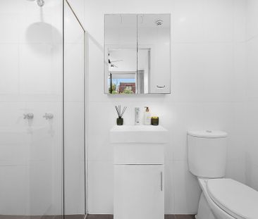 FURNISHED STUDIO - Photo 5