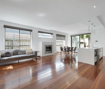 42B Daley St, Bentleigh VIC 3204 - Townhouse For Rent | Domain - Photo 1