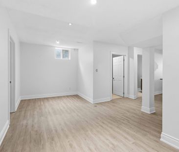For Lease - 3438 The Credit Woodlands Road, Mississauga, Ontario - Photo 5