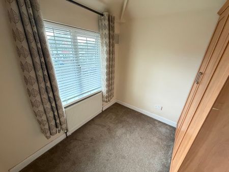 Ward Road, Goldthorn Park, Wolverhampton - Photo 5