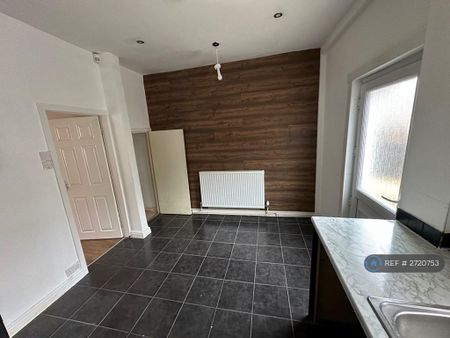 2 bedroom terraced house to rent - Photo 5