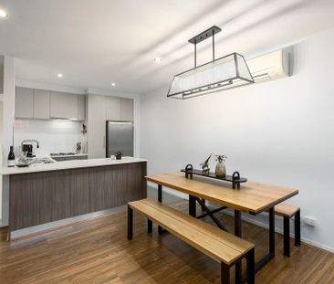 Edgewater Estate Gem - Photo 2