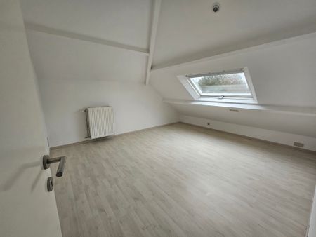 Ruim duplex appartement met 3 slaapkamers - Photo 4