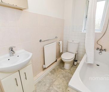 2 bedroom terraced house to rent - Photo 1