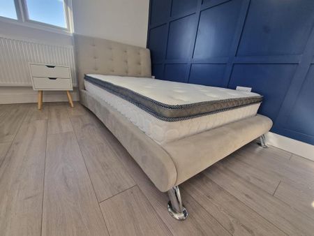 Studio to rent - Photo 2