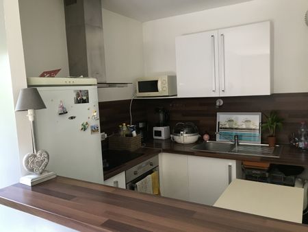 Location Appartement 2 pièces 45m² VALENCIENNES 59300 - Photo 4