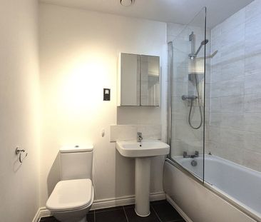 Manor Way, Borehamwood, WD6 - Photo 6